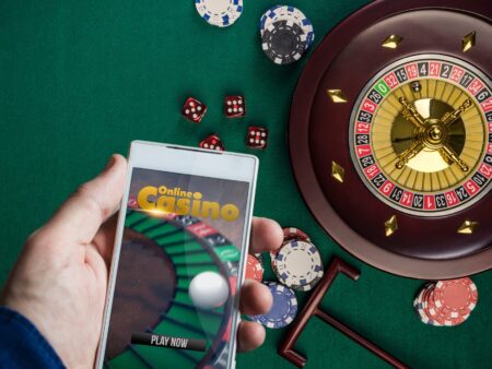 Exploring the Casino Universe: Online vs. Offline